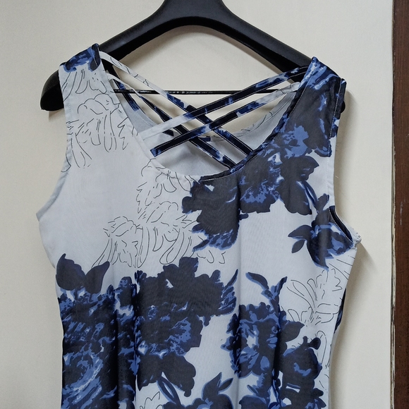 Belle Fille Creme Blue Maxi Dress - Picture 7 of 12